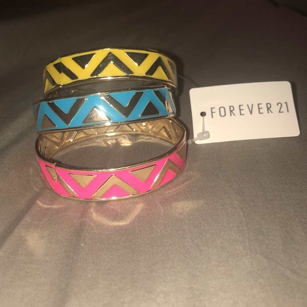 Multi colored Bangles - Picture 2 of 2